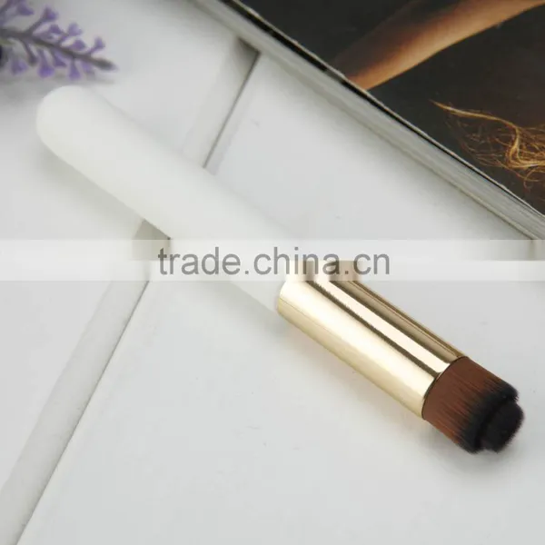 Fashional Nose Cleaning Brush /nose Shadow Brush photo-3