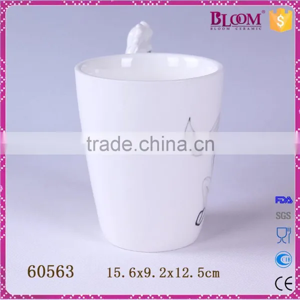 Modern Simple Ceramic Horse Animal White Coffee Mug photo-4