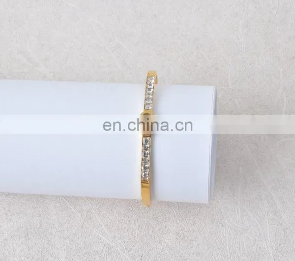 Crystal With Smoothly Gold Cuff Bracelate photo-3