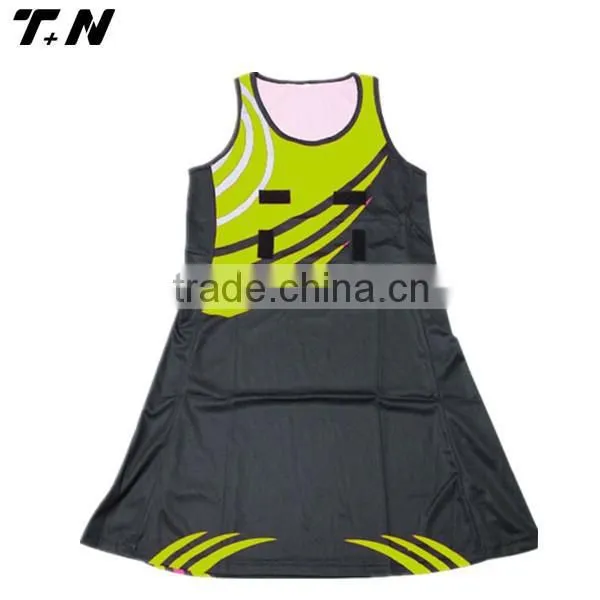 Red Color Fashion Customized Netball Dress With Pockets photo-4
