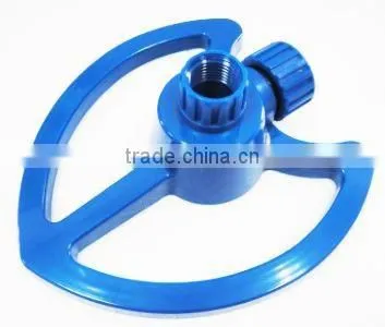 Plastic Sprinkler With Plastic Heart Shape Base photo-6
