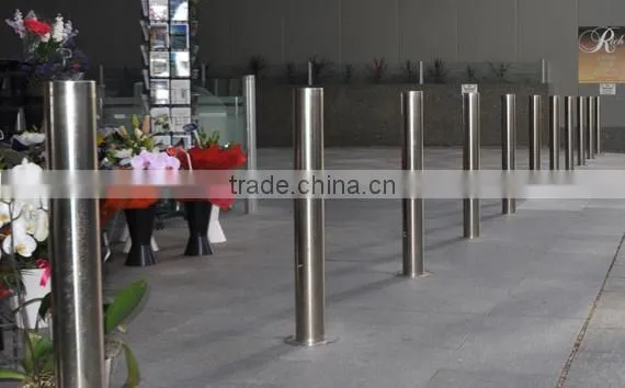 Remote Control Road Blocker Traffic Barrier Bollards photo-3