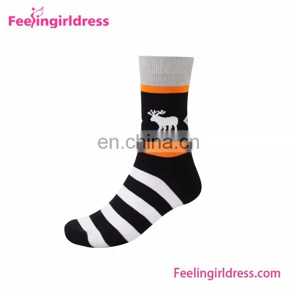 China Factory Custom Winter Christmas Deer Stripe Men Socks Cotton photo-2