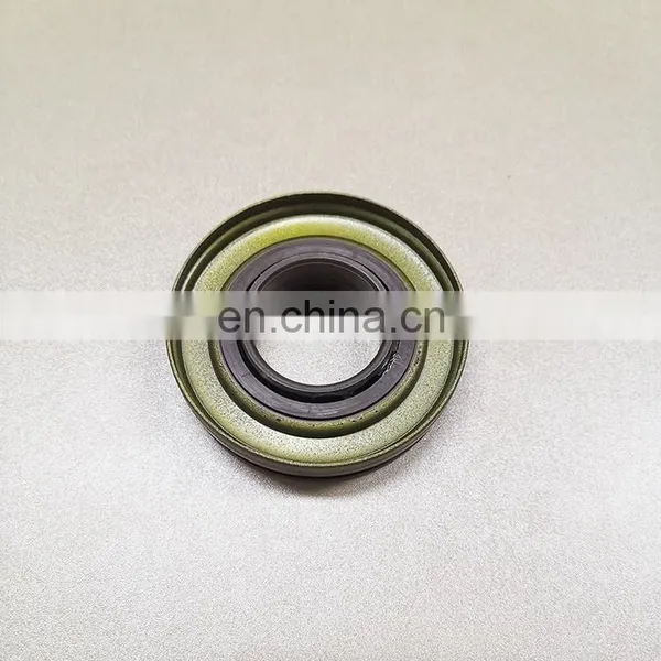 5T070-23210 Kubota Combine Rice Harvester Oil Seal For Track Roller Use