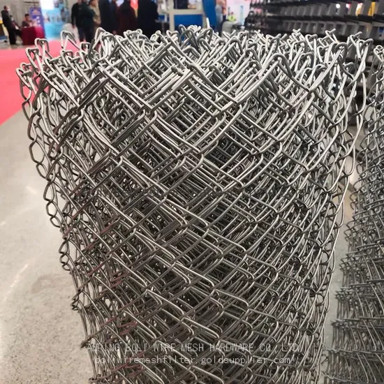 Curvy Welded Wire Fence Supplier PE Coated and PVC Coated Welded Wire Fencing Curvy Welded Wire Mesh Fence photo-3