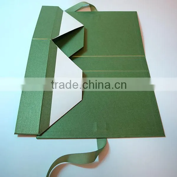 Costom Printed Luxury Foldable Boxes pp With Ribbon photo-3