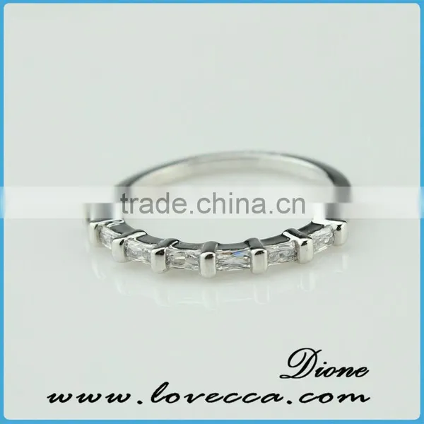 Wholesale Fashion Charms Women 925 Silver Ring With Clear Zircon Meda in China photo-2