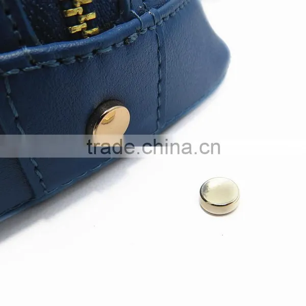 Custom Fashion Metal Flat Head Rivets And Studs For Leather Bag photo-6