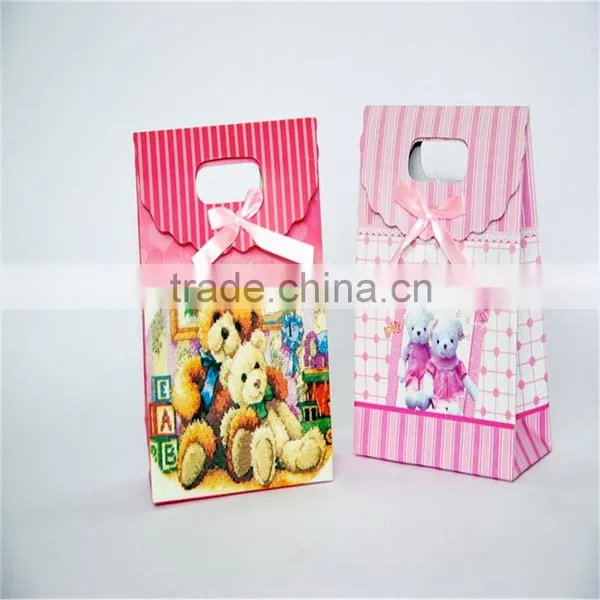 China Custom Kids Birthday Party Gift Paper Bags With Handles photo-6