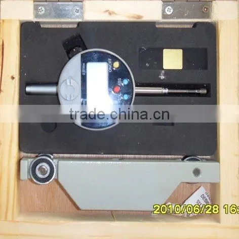 Measuring Instrument for the Flatness of Tempered Glass
