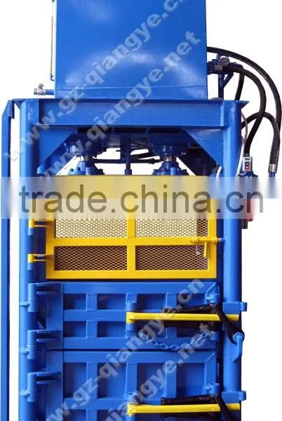 Hydraulic Vertical Baling Machine photo-2