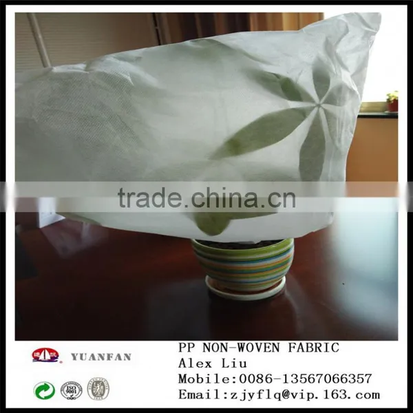 Non-woven Plant Cover Have the Rope / Non Woven Bag Used for Plant Protection Cover photo-2