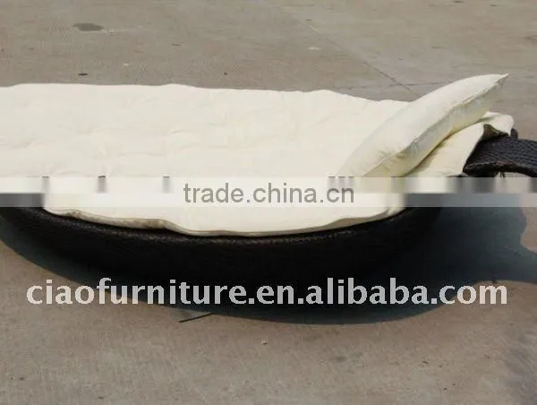 Promotion Hotel Outdoor Day Bed Rattan Sun Bed With Cushion photo-3