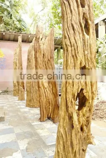 Natural Old Wood Sculpture for Landscaping Decking