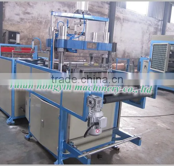 2014 New Design BOPS Semi Automatic Thermoforming Machine photo-4