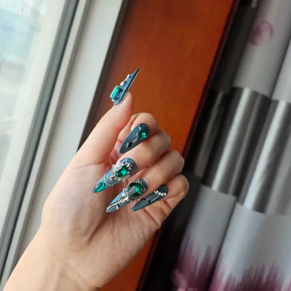 Pink French 3D Design Press-on Nails Full Coverage Glossy for Daily Wear