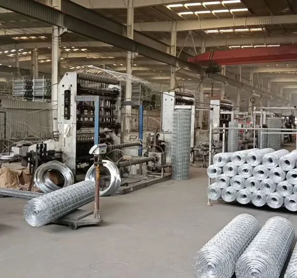 High Tensile Galvanized Woven Hinge Joint Field Wire Mesh Roll Fencing for Cattle, Sheep, and Deer photo-3
