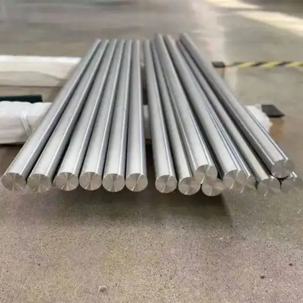 304L Stainless Steel Round Bar with Precision Tolerances for Industrial Use