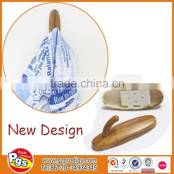 Customsized Logo and Printing Plastic Hooks Gift Item Adhesive Wall Plastic Hooks photo-4