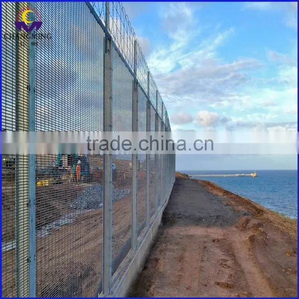 High Quality Anti-climb Welded Mesh Panel Fence for Highway photo-6
