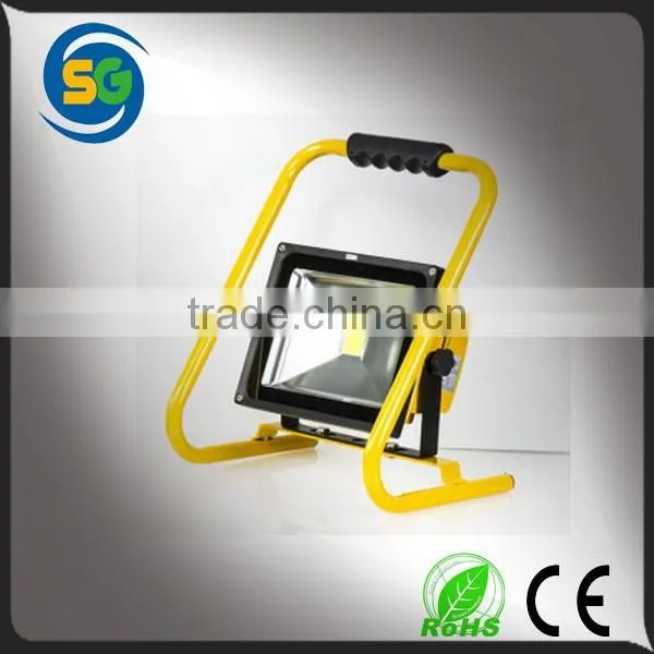 LED Magnetic Emergency Bright Light 30w Battery Rechargeable Led Lamp With Battery photo-3