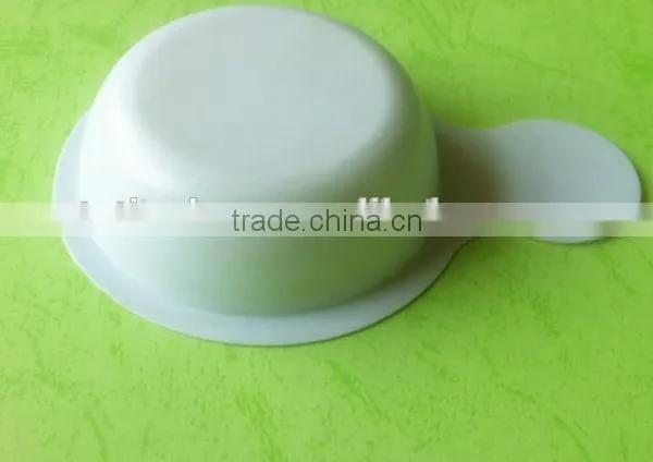White Disposable Plastic Tray for Urine Testing. photo-2