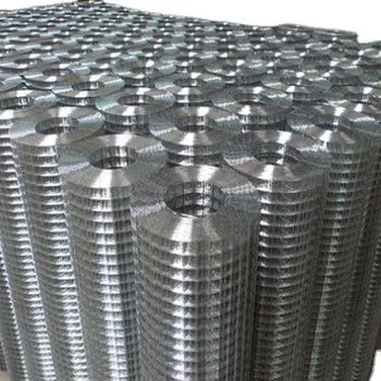Corrosion-resistant Heavy Duty Galvanized Pvc Coated Welding Mesh Rolls photo-2