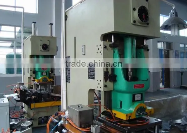 Semi Automatic Foil Container Making Machine photo-2