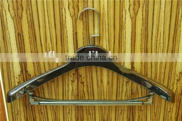 Hotel Closet Hanger photo-6