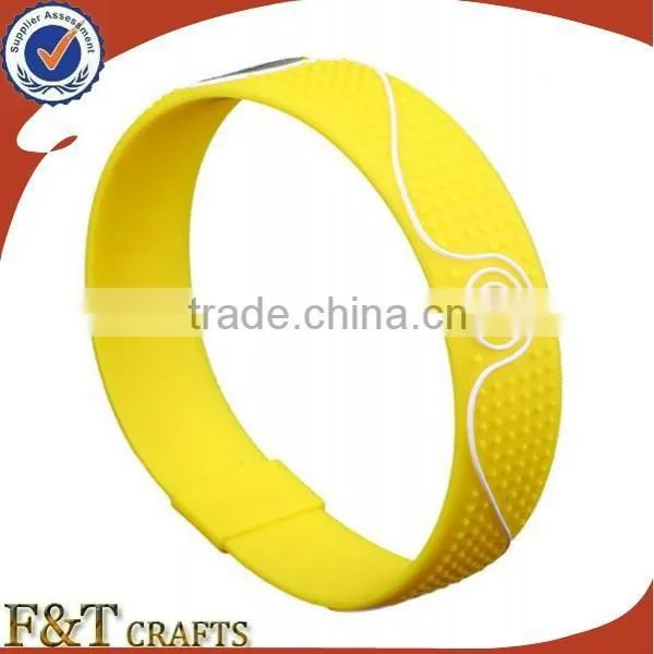 New Custom Wedding Door Gift Embossed Silicone Bracelet Charms Wristbands photo-5
