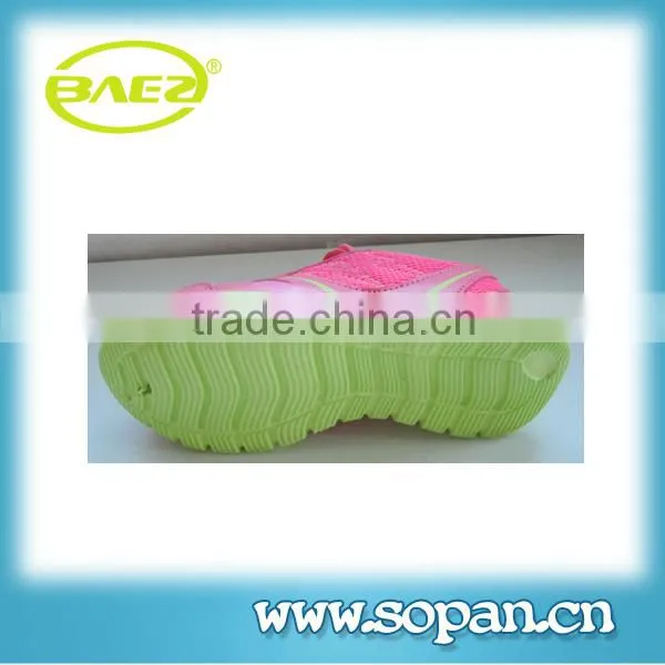 Latest Hot Sale Lightweight Sport Shoes for Kids Girls photo-4