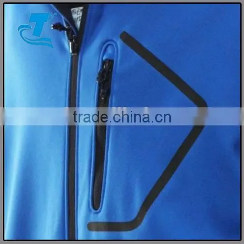 Hot Sale Men's Polyester Softshell Waterproof Jacket photo-2