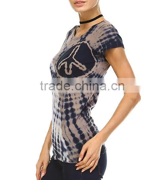Gray & Black Tie-Dye Scoop Neck Tee photo-2