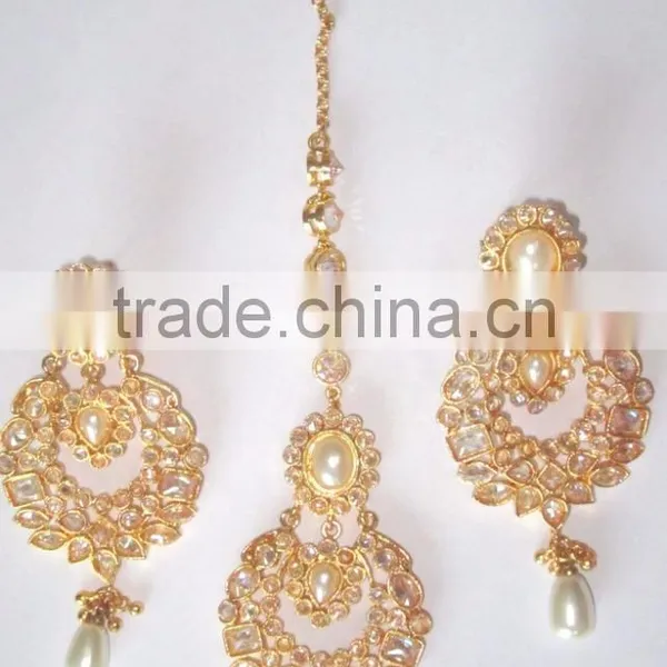 EARRING PAIR WITH TIKA GOLD TONE Hair Accessory