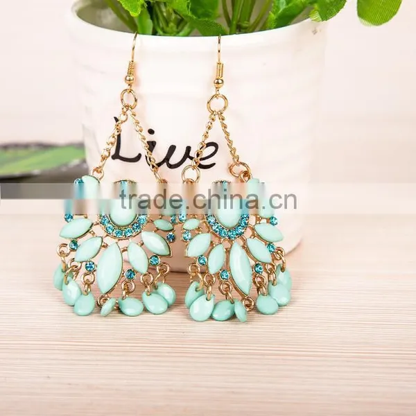 Zm53243a Ladies Earrings Designs Pictures Fancy Women Earrings for Party Girls photo-3