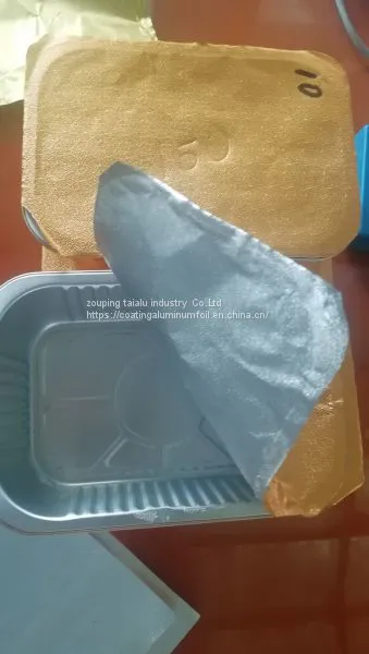 Golden Aluminium Foil With PP Film for Food Container Lid photo-2