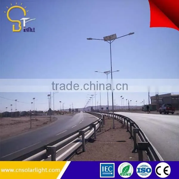 Die-casting Aluminum Brightness Photovoltaic Solar Street Light With Pole photo-3
