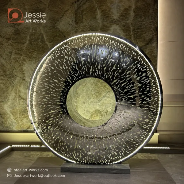 Large Outdoor Sculpture for City Square photo-5