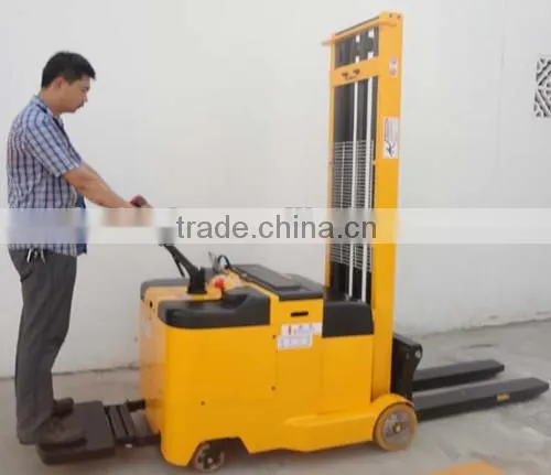 1T 1.6m Standing Operated Balanced Electric Stacker photo-2