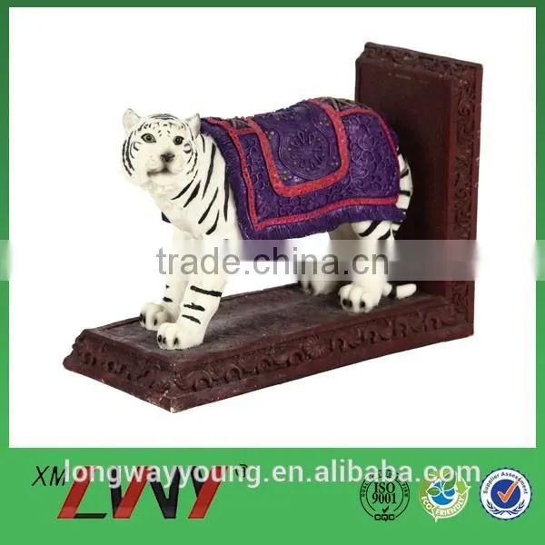 China Manufacturer Super Beautiful Cat Sculpture