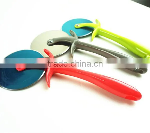 32066 Kitchen Gadget Kitchen Tool Round Pizza Cutter photo-2