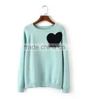 Round Collar Cute Heart Pattern Sweater photo-4