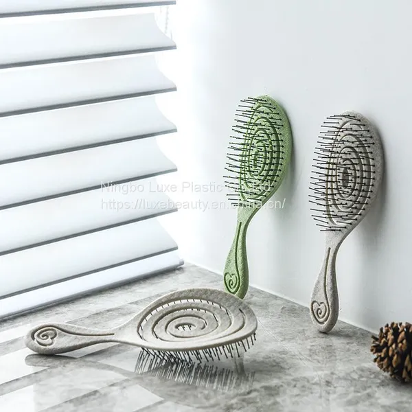 LUXE Naturals Wheat Straw Organic Hair Detangling Brush Bio-Friendly Detangler Hair Brush