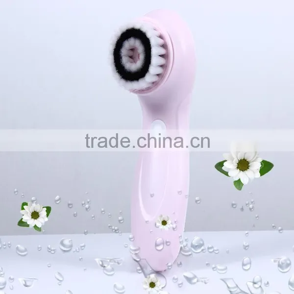 Portable Rechargeable Facial Cleanser Brush Waterproof Face Clearsing Brush photo-3