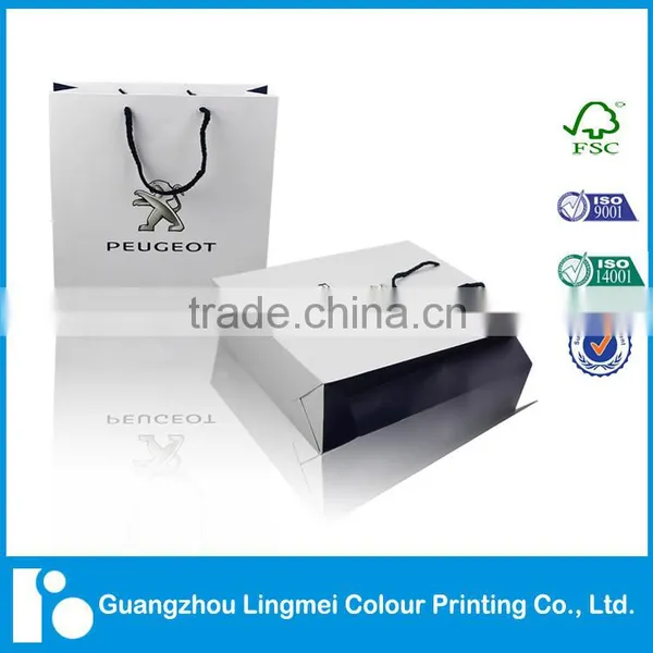 2016 New Style Paper Bag Printing With Logo Foil Stamping Serivice photo-4