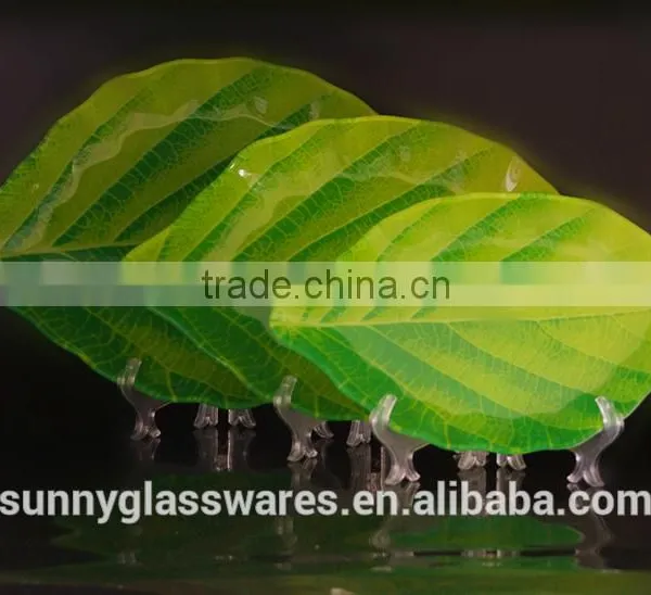 The Leaves of Lucky Glass Plate photo-3
