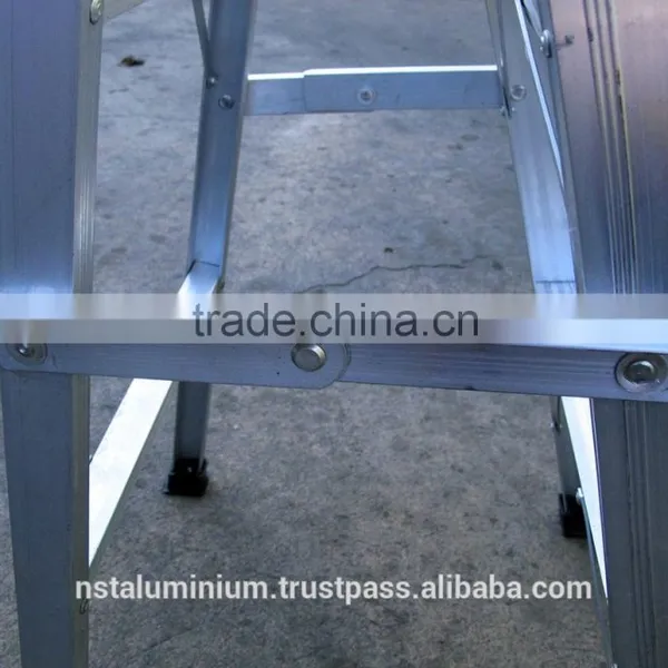 Aluminium One-Sided Folding 3 Step Ladders photo-4