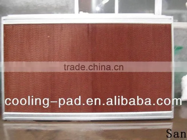 Evaporative Cooling Pad for Livestock Ventilation and Humidification