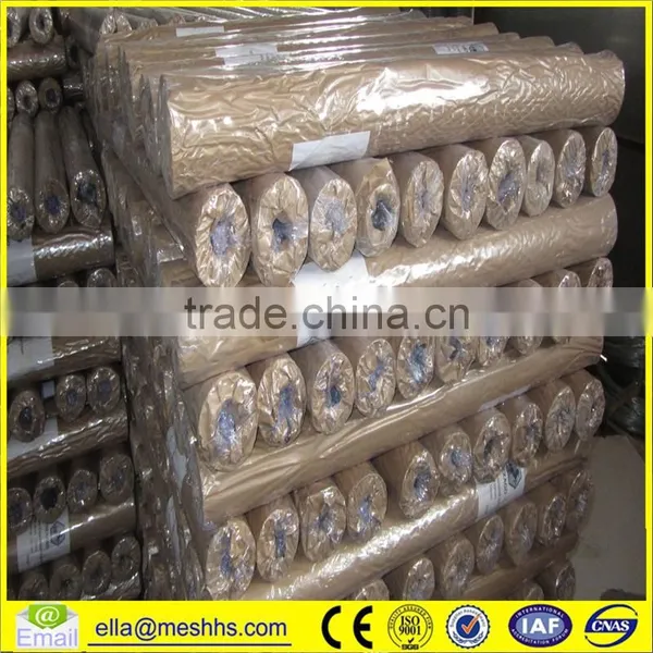 High Quality Expanded Metal Wire Mesh Fence photo-4