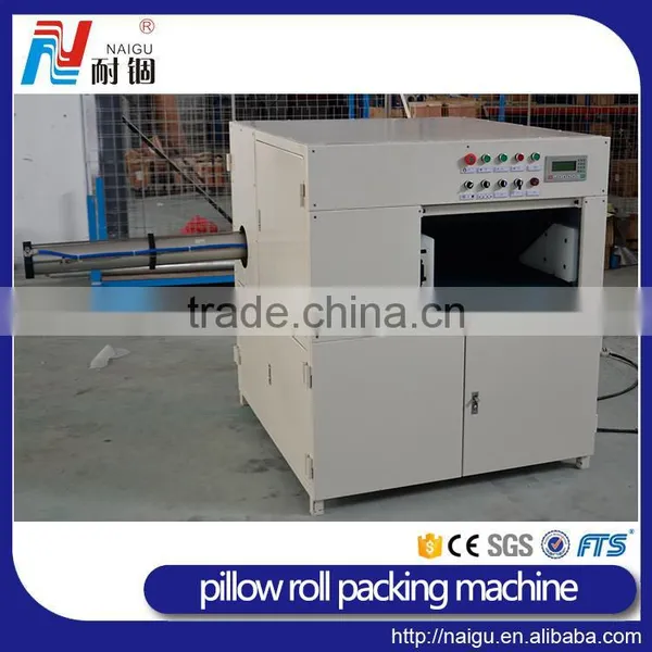 China NaiGu Factory Manufacturing Pillow Roll Packing Machine 07R photo-2